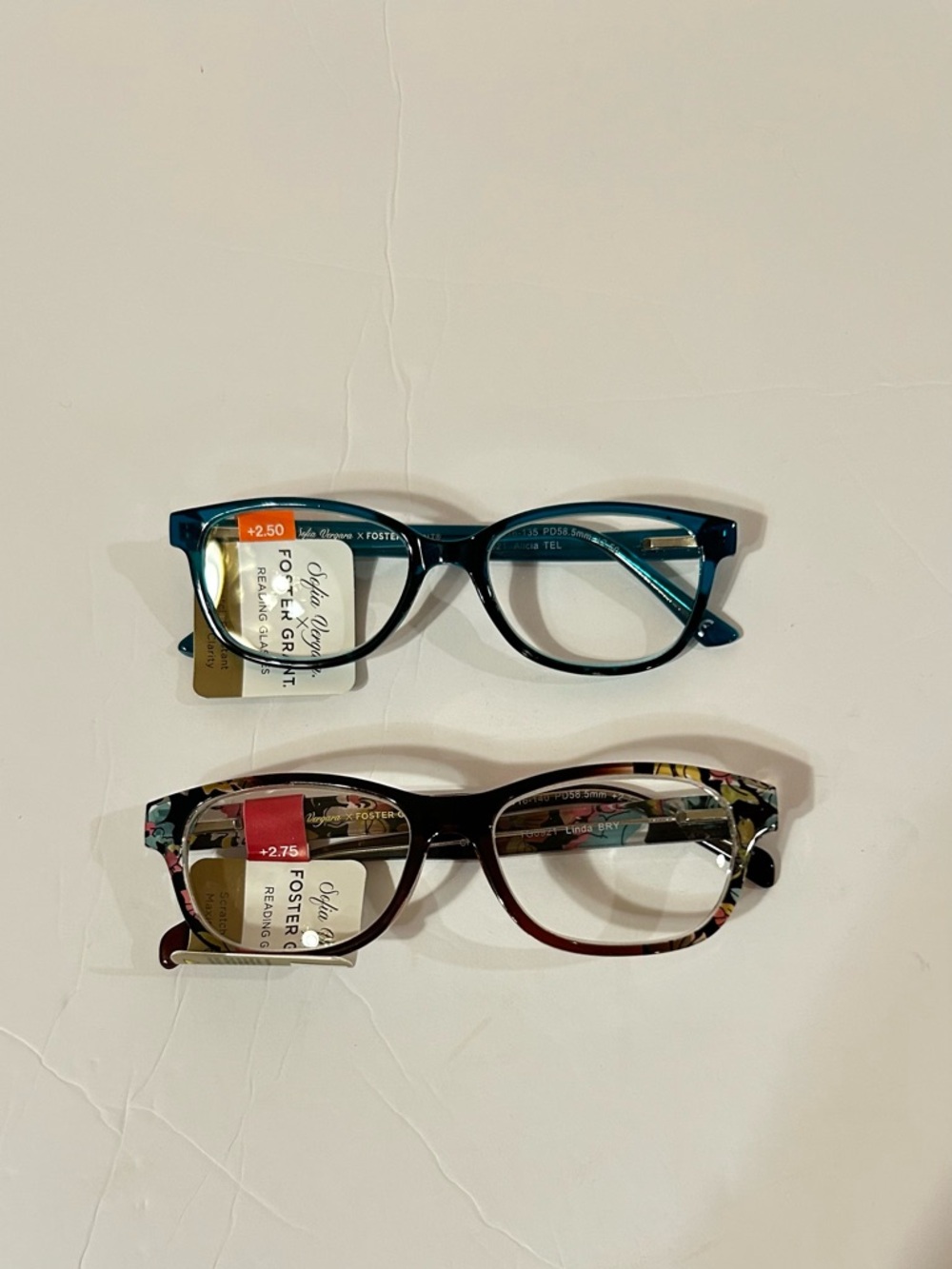 Sofia Vergara Foster Grant Reading Glasses +2.50 Womens Blue Frame New Case